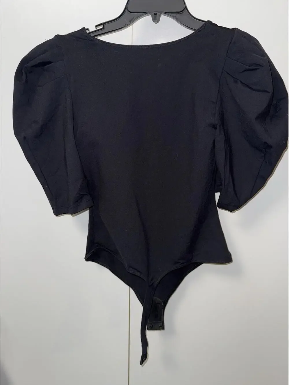 Free People womens deep v neck Bodysuit top sz M Puff Sleeve NEW $68 y2k minimal
